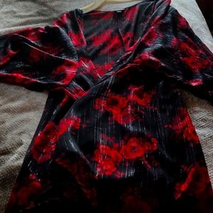 Beautiful Ladies Dressy Duster